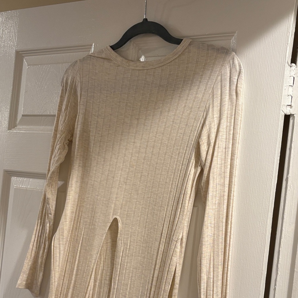 Beige Long Sleeve Ribbed top - Picture 4 of 4